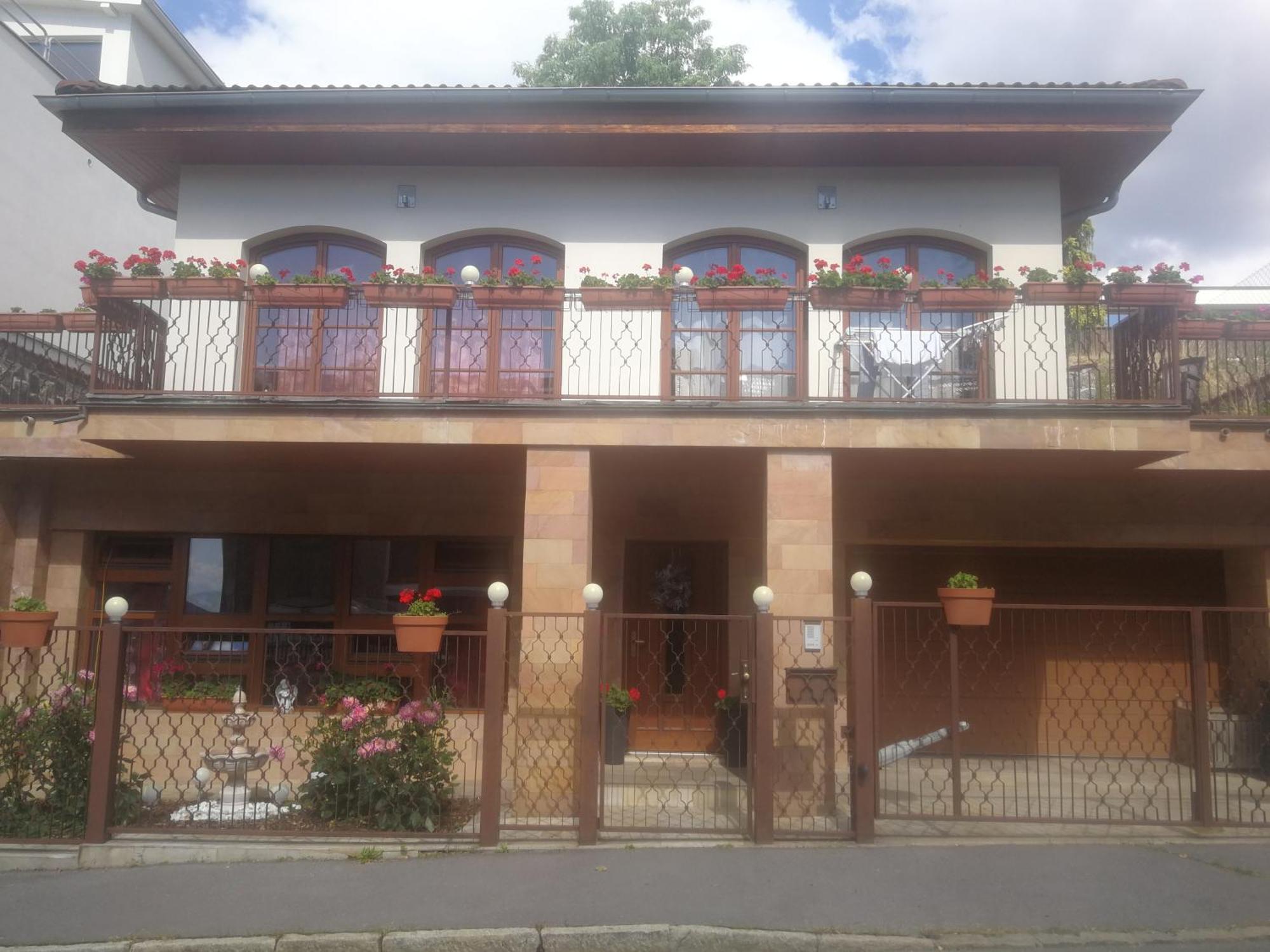 Villa Barrandovska 布拉格 外观 照片